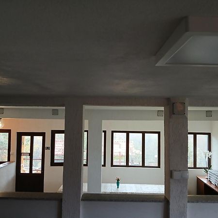 Perla Argesului, Ciubar, Piscina, Lift, Gratar, Cabana, Pensiuni, Hotel Cazare Transfagarasan Curtea De Arges Albestii de Arges Ngoại thất bức ảnh