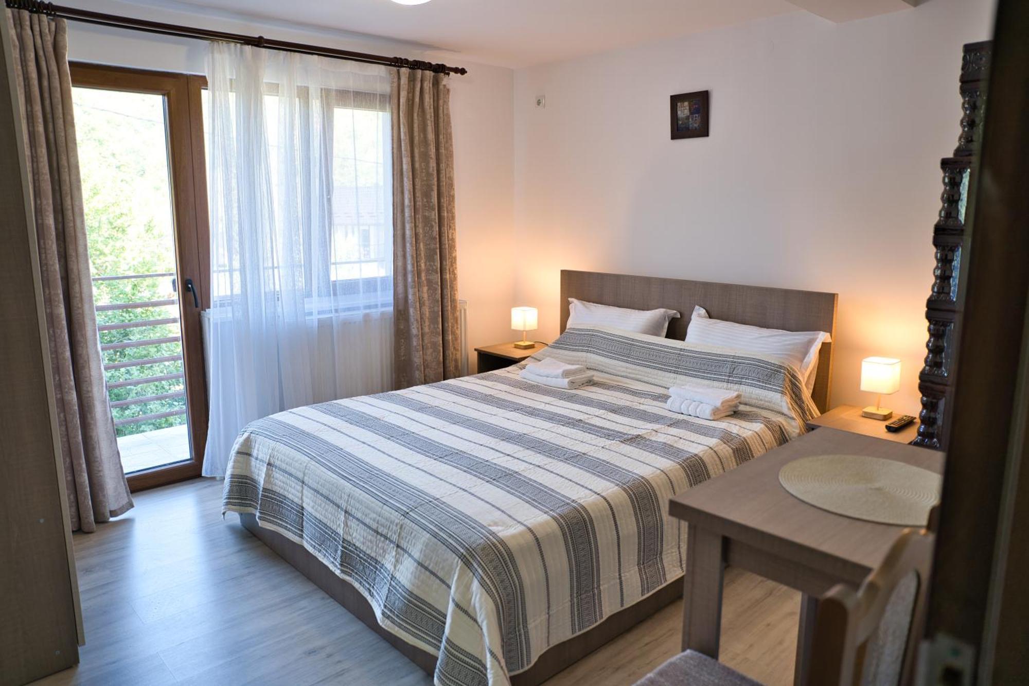 Perla Argesului, Ciubar, Piscina, Lift, Gratar, Cabana, Pensiuni, Hotel Cazare Transfagarasan Curtea De Arges Albestii de Arges Ngoại thất bức ảnh