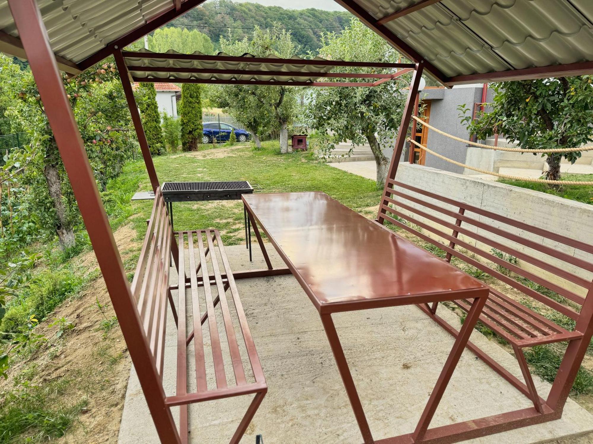 Perla Argesului, Ciubar, Piscina, Lift, Gratar, Cabana, Pensiuni, Hotel Cazare Transfagarasan Curtea De Arges Albestii de Arges Ngoại thất bức ảnh