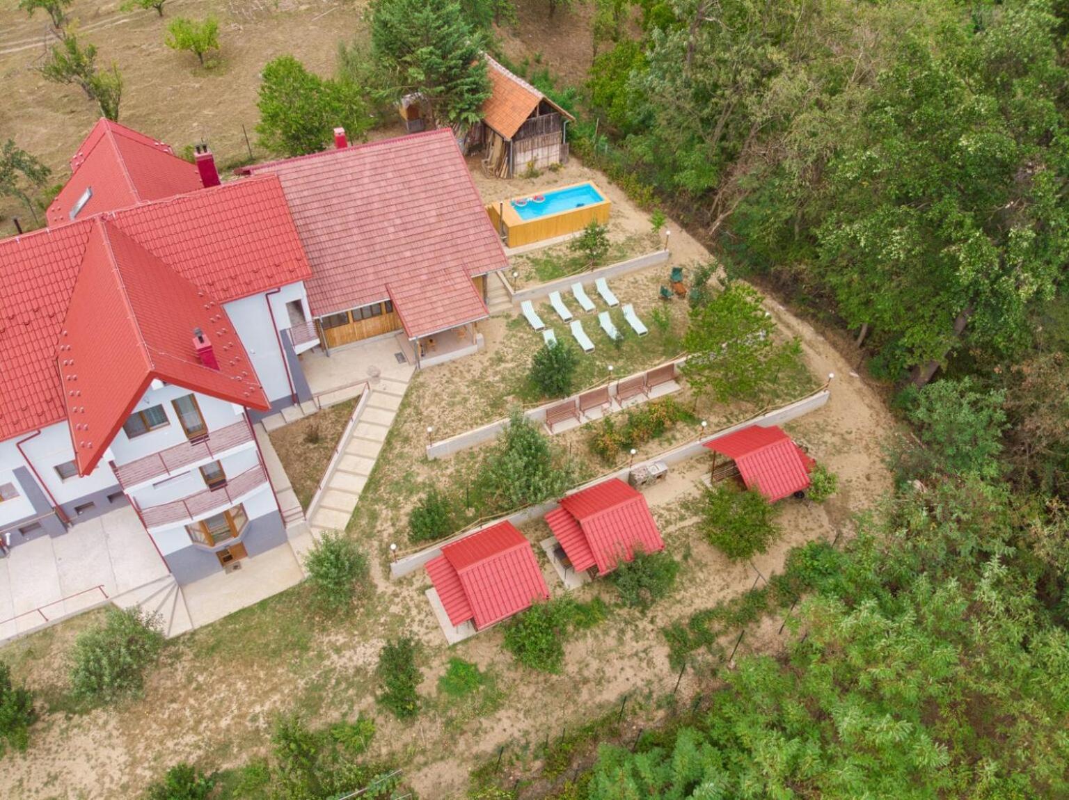 Perla Argesului, Ciubar, Piscina, Lift, Gratar, Cabana, Pensiuni, Hotel Cazare Transfagarasan Curtea De Arges Albestii de Arges Ngoại thất bức ảnh
