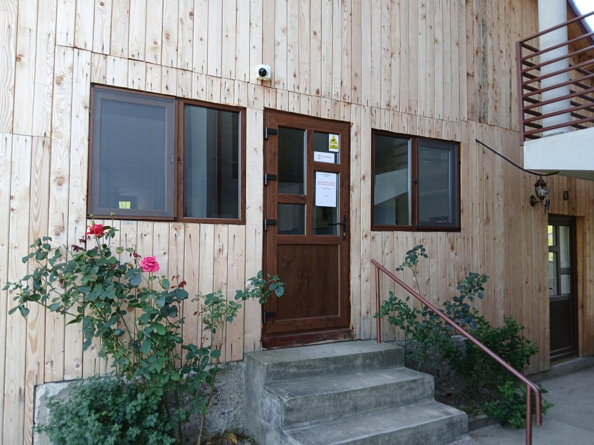Perla Argesului, Ciubar, Piscina, Lift, Gratar, Cabana, Pensiuni, Hotel Cazare Transfagarasan Curtea De Arges Albestii de Arges Ngoại thất bức ảnh