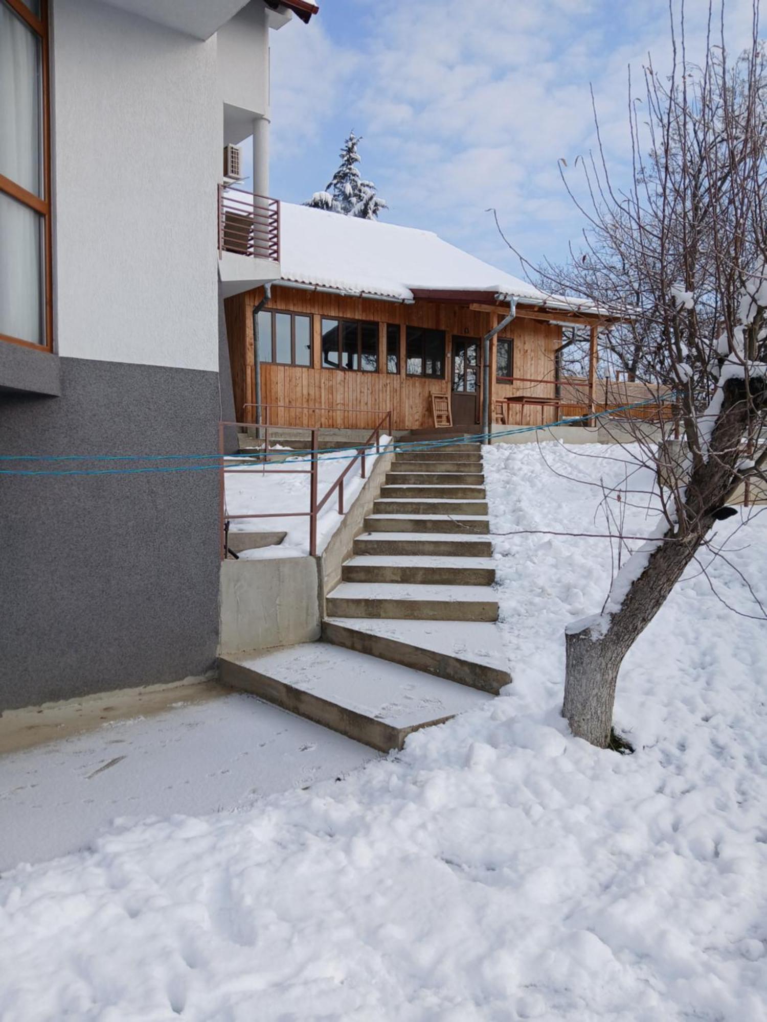 Perla Argesului, Ciubar, Piscina, Lift, Gratar, Cabana, Pensiuni, Hotel Cazare Transfagarasan Curtea De Arges Albestii de Arges Ngoại thất bức ảnh