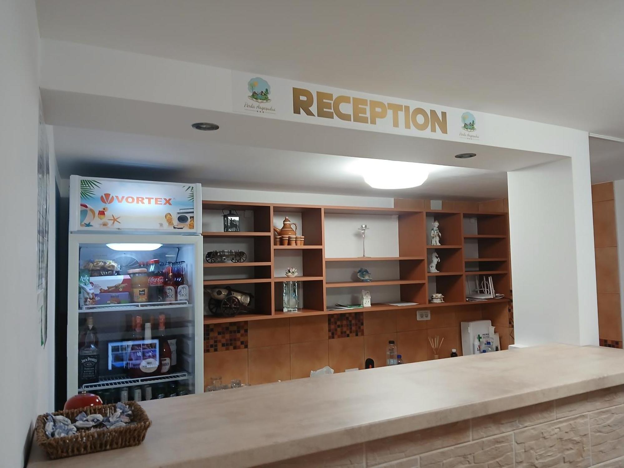 Perla Argesului, Ciubar, Piscina, Lift, Gratar, Cabana, Pensiuni, Hotel Cazare Transfagarasan Curtea De Arges Albestii de Arges Ngoại thất bức ảnh