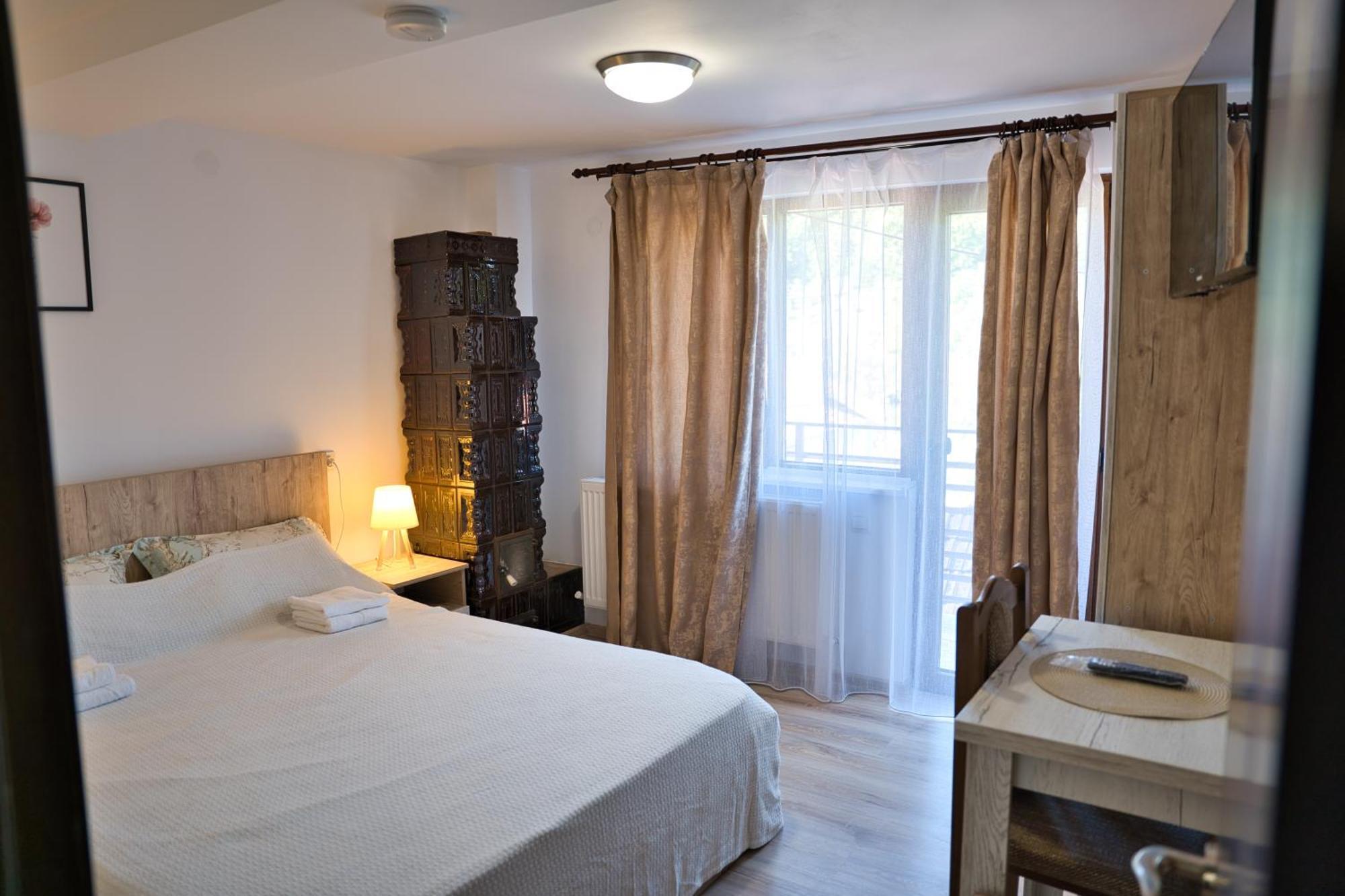 Perla Argesului, Ciubar, Piscina, Lift, Gratar, Cabana, Pensiuni, Hotel Cazare Transfagarasan Curtea De Arges Albestii de Arges Ngoại thất bức ảnh